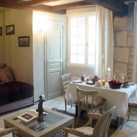 Heart Of Marais Typical, Charming & Calm باريس